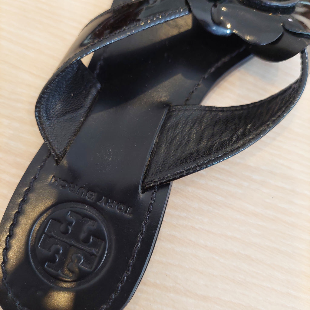 Tory Burch Breely Black Patent Gold Logo Flower Flip-Flops Sandals | Pre Loved |