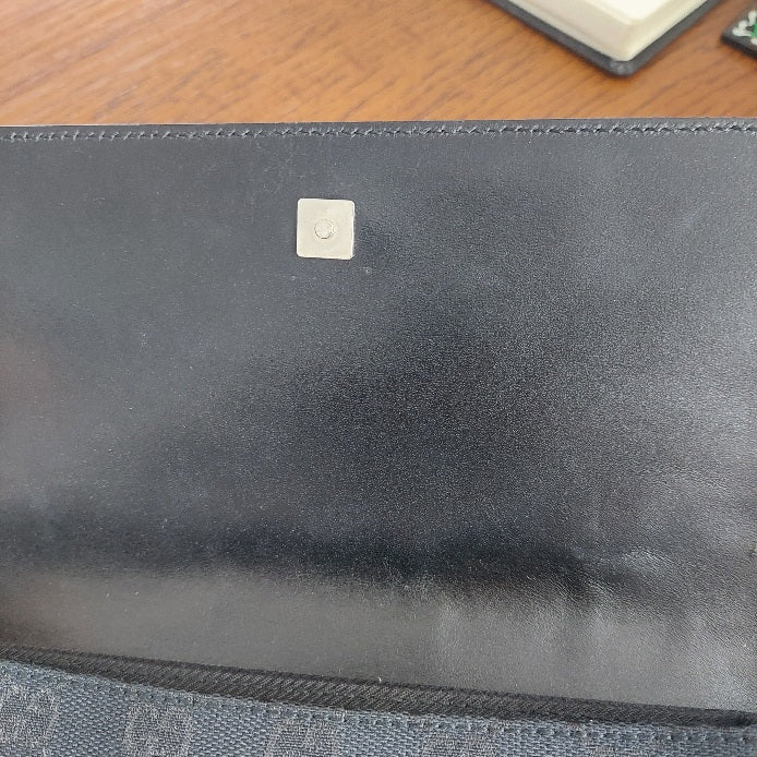 Gucci Black Canvas & Leather GG Toile Baguette Noir Shoulder Bag | Pre Loved |