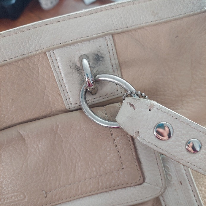 Coach Beige & Ivory Pebbled Leather Penelope Shoulder Bag | Pre Loved |