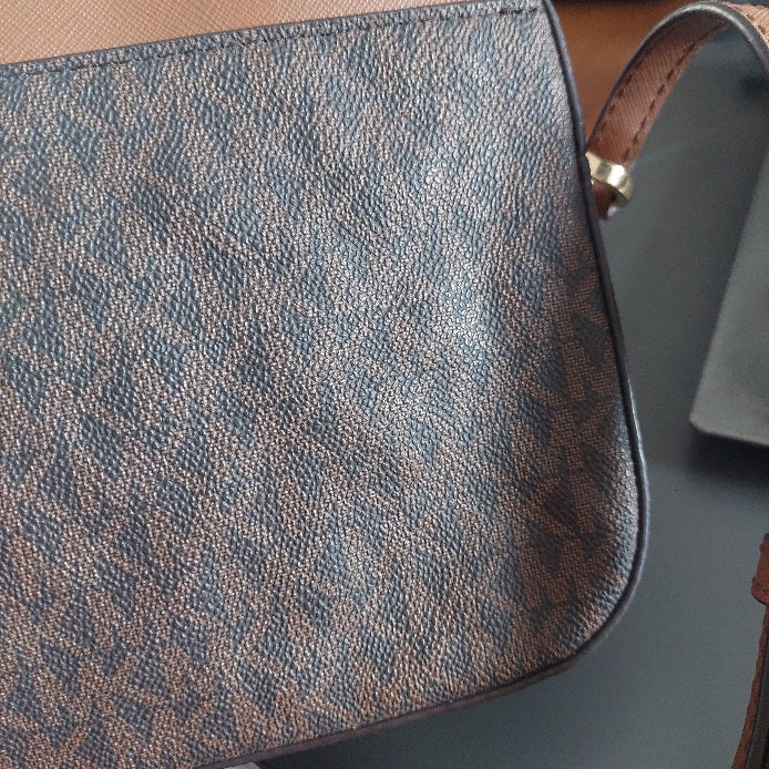 Michael Kors Brown Monogram Jet Set Zipper Chain Crossbody Bag | Pre Loved |