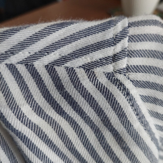 Old Navy White Striped Button Shirt | Pre Loved |