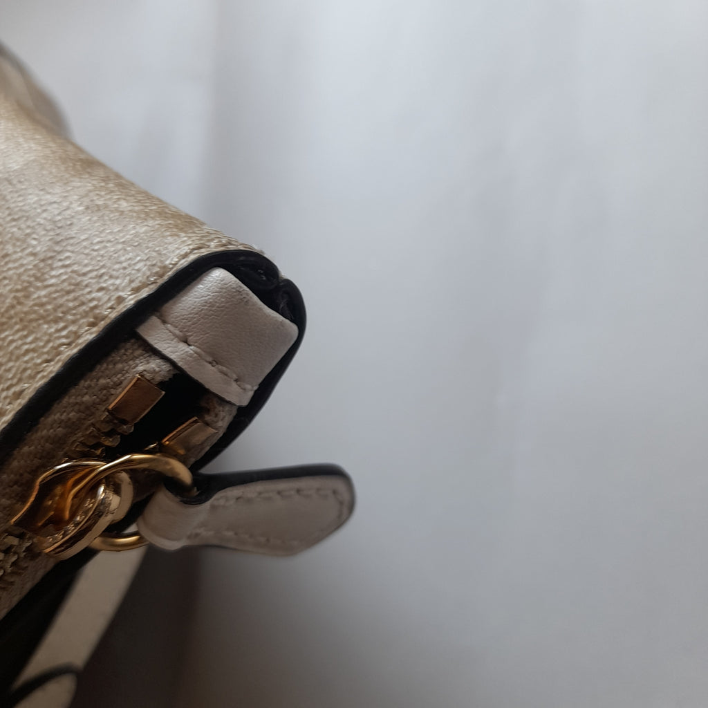 Coach Signature Collection Beige & White Tote | Brand New |