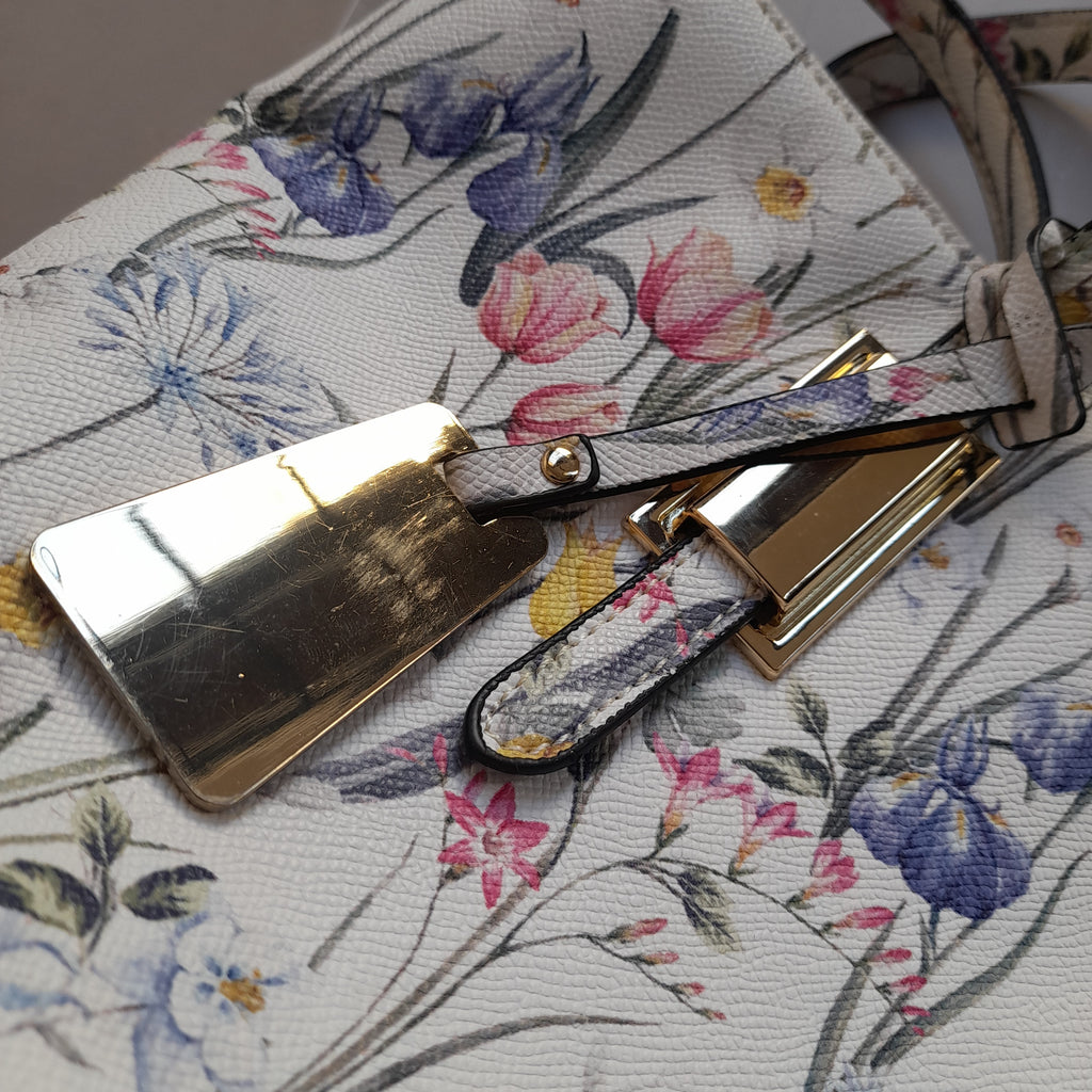 ALDO White Floral Printed Shoulder Bag | Gently Used |