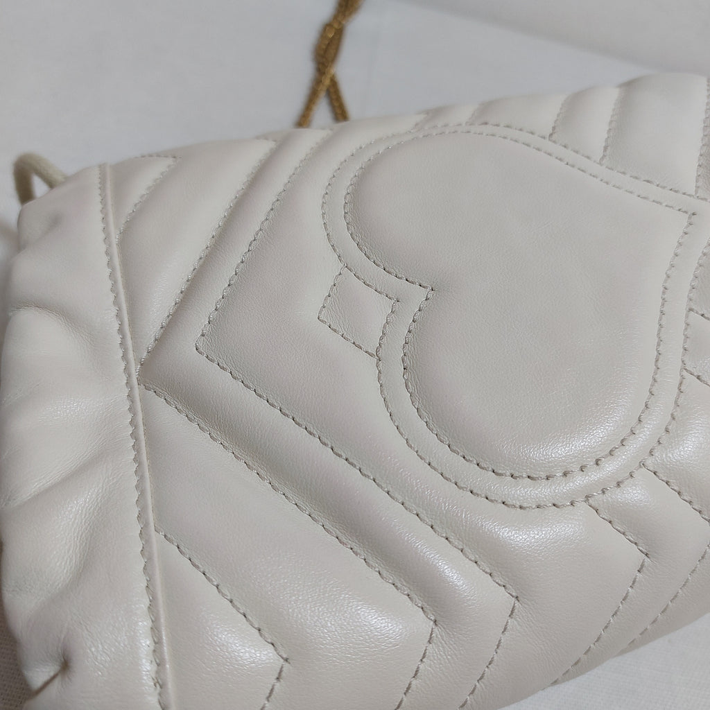 Gucci White Leather GG Marmont Mini Bucket Bag | Gently Used |