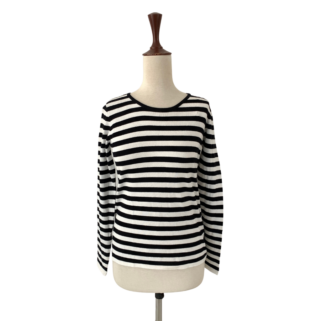 Forever 21 Black & White Striped Knit Top | Gently Used |