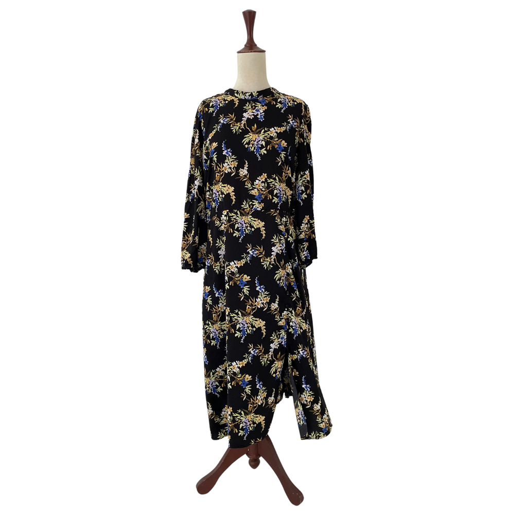 Banana Republic Black Printed Maxi Dress | Gently Used |