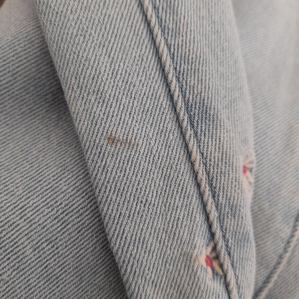 GAP Light Blue Floral Embroidered Distressed Ankle Jeans | Gently Used |