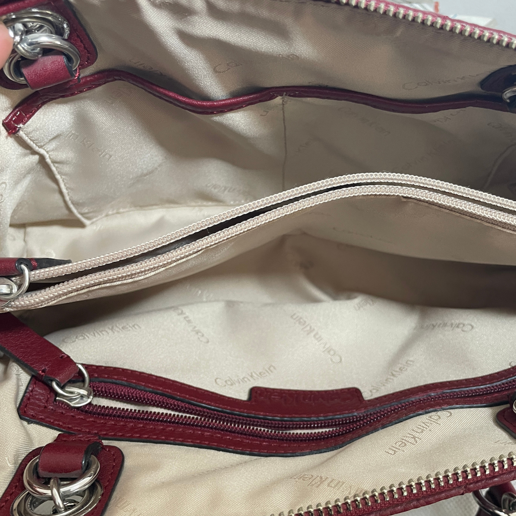Calvin Klein Maroon Quilted Shoulder Bag | Pre Loved |