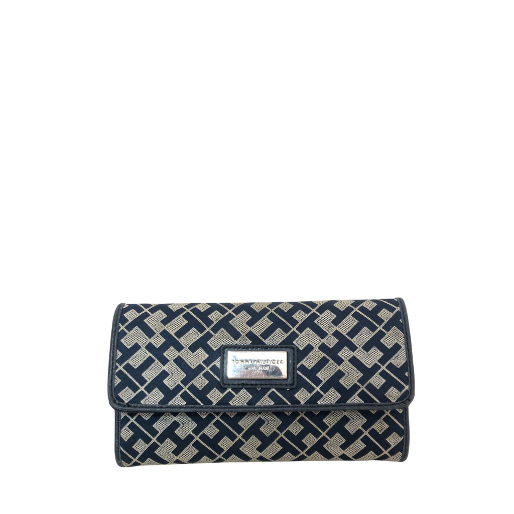 Tommy Hilfiger Navy Logo Travel Wallet | Pre Loved |