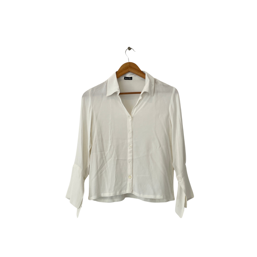 Sonia Butt White Collared Shirt | Gently Used |