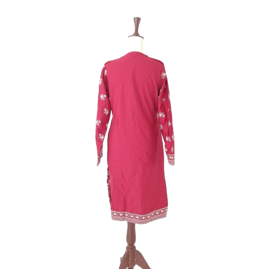Image Red & White Embroidered Kameez