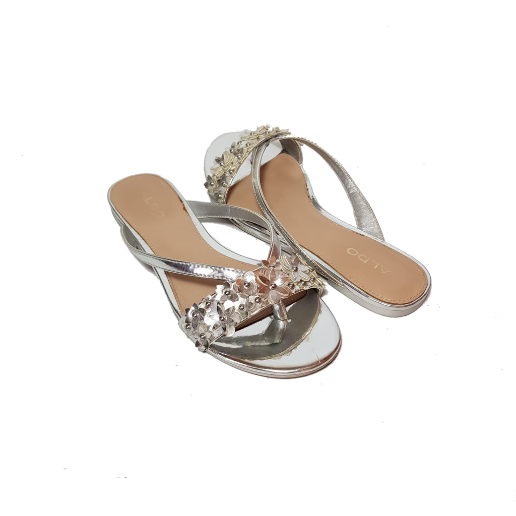 ALDO Silver Floral Sandals | Pre Loved |