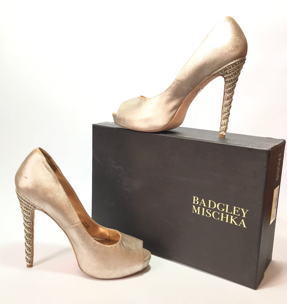Badgley Mischka 'VIXEN' Metallic Silver Jeweled Heels | Gently Used |