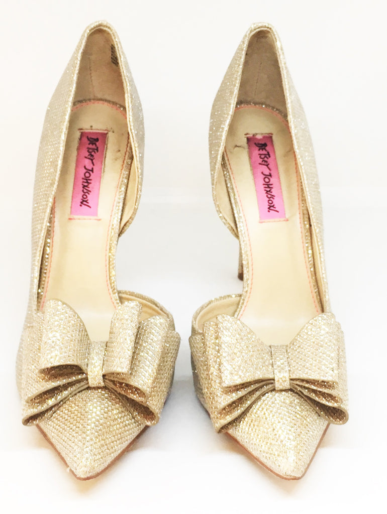 Betsey Johsnon Prince d'Orsay Glitter Bow Pumps | Gently Used | - Secret Stash