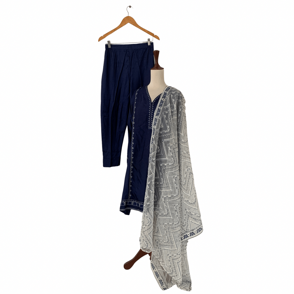 Anum Jung Navy Blue Silk Outfit | Like New |