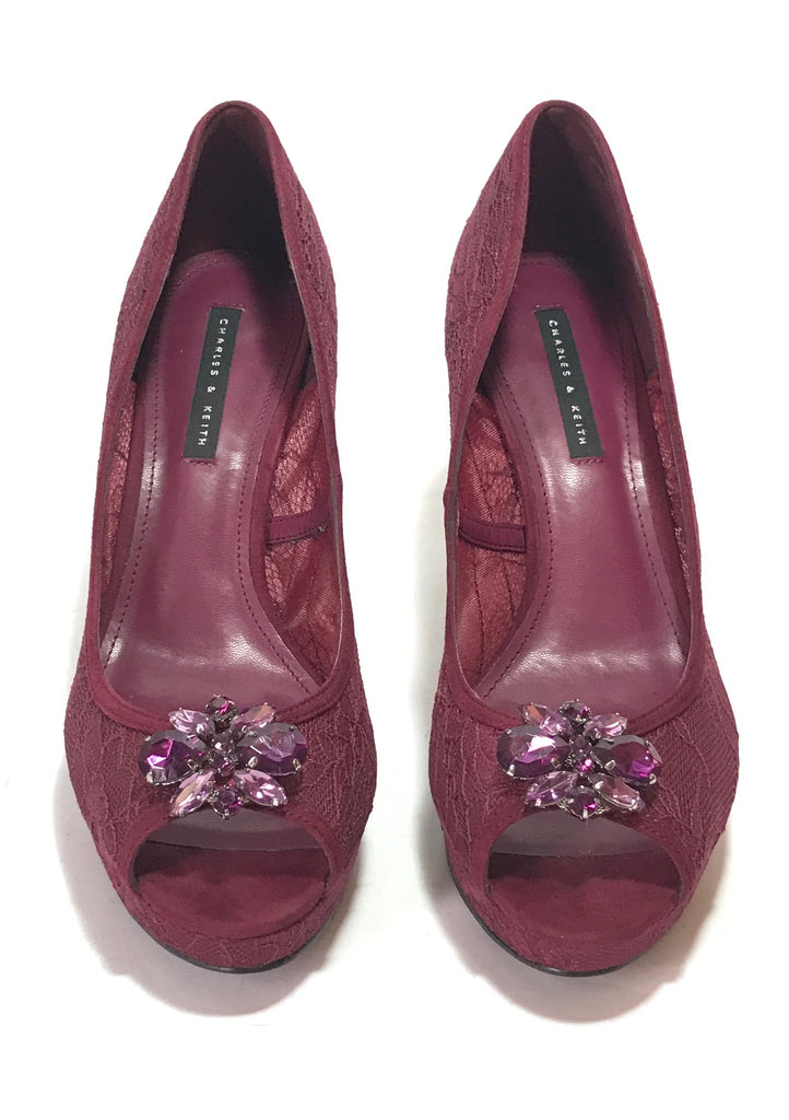 Charles & Keith Maroon Lace Peep Toe Heels | Gently Used |