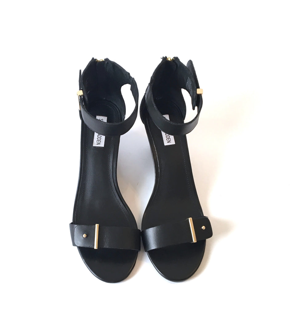 Steve Madden 'Narissaa SM' Black Leather Wedges | Gently Used |