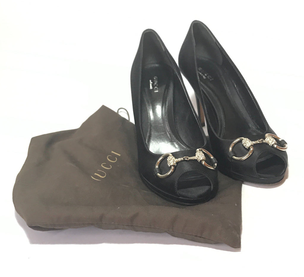 Gucci Black Satin Crystal Horse-bit Peep Toe Pumps | Pre Loved |