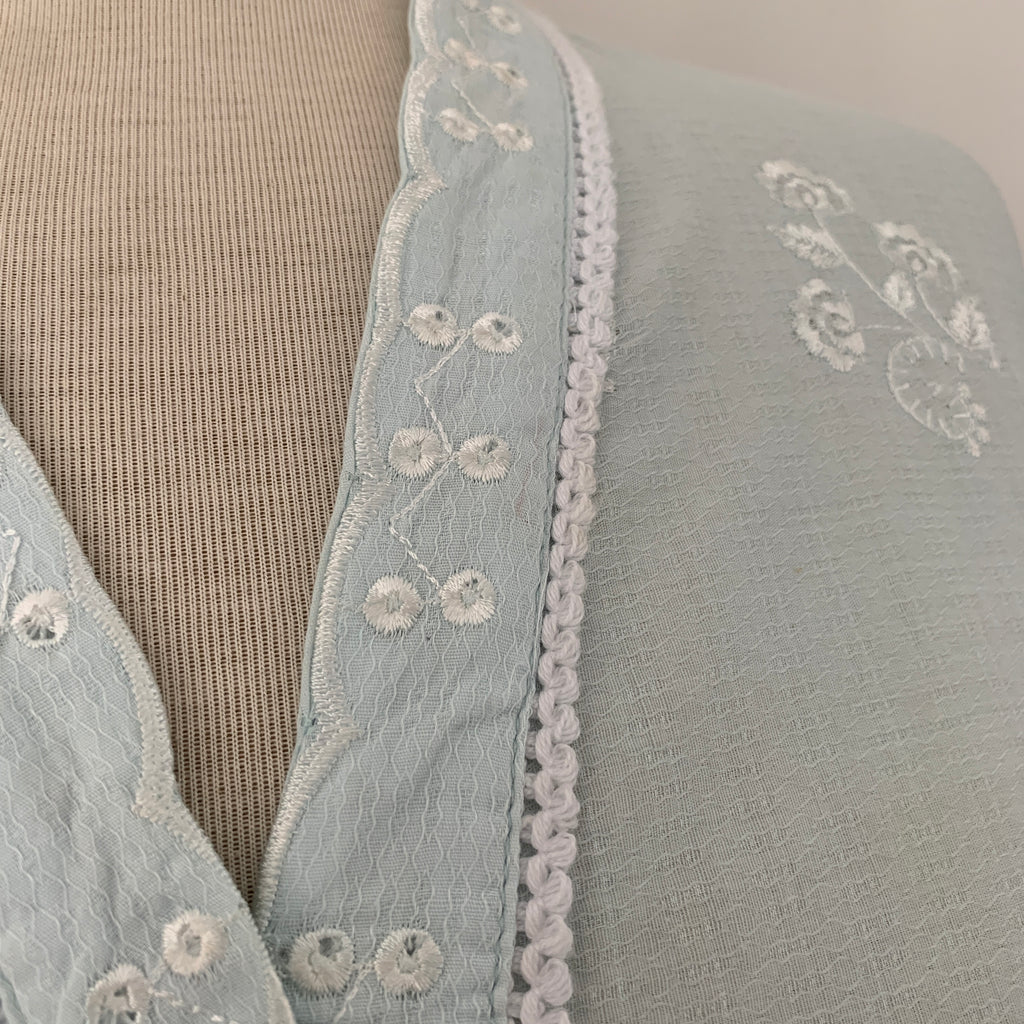 Sapphire Blue and White Embroidered Kameez | Gently Used |
