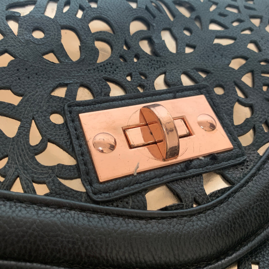 Aldo Black & Gold Lasercut Large Clutch | Pre Loved |