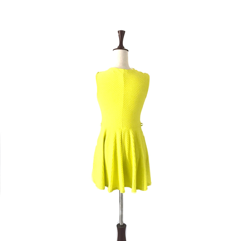 Quiz Lime Sleeveless Dress | Gently Used |