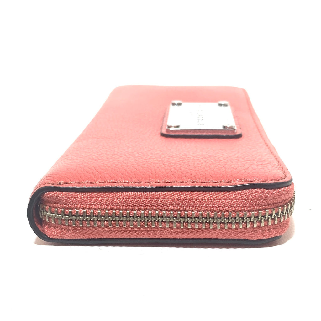 Marc Jacobs Coral Pebbled Leather Ziparound Wallet | Gently Used |