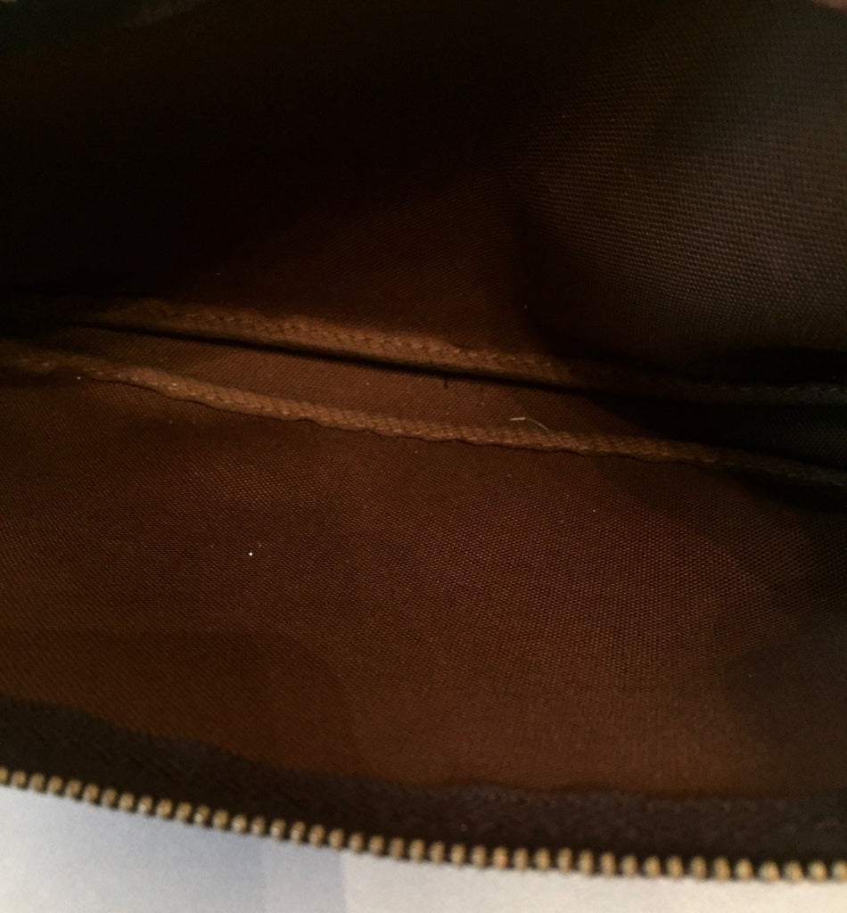 Louis Vuitton Monogram Canvas Pochette Bag | Gently Used | - Secret Stash