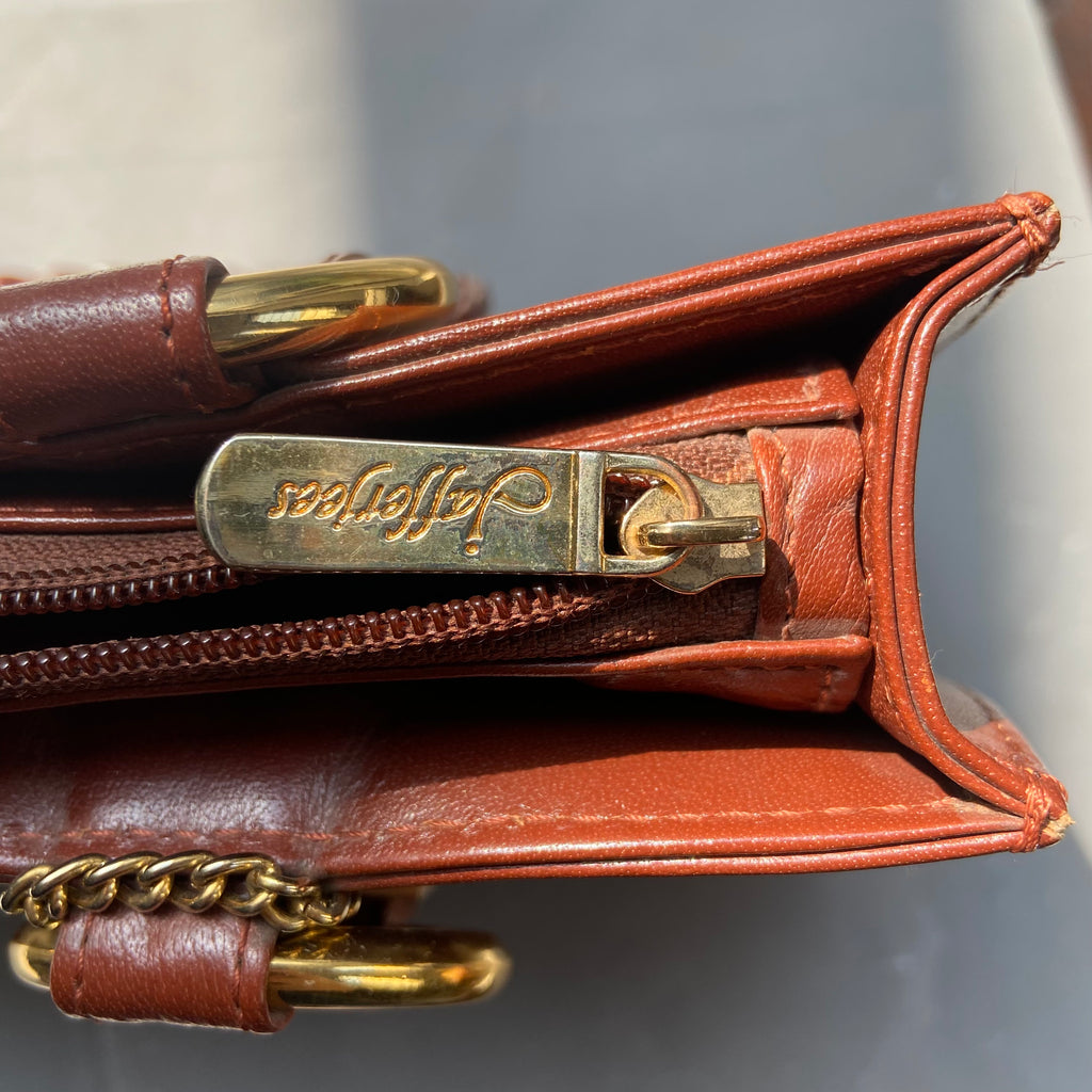 Jafferjees Brown Leather Shoulder Bag | Pre Loved |