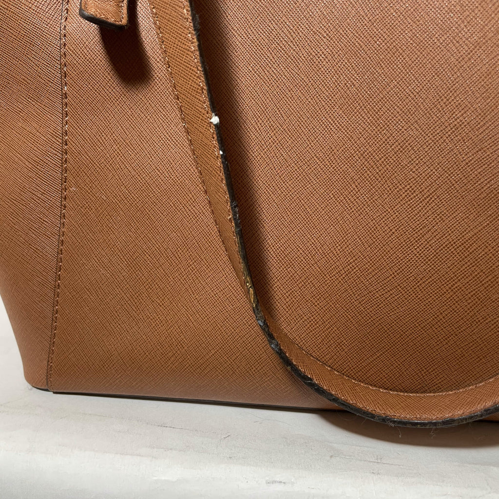 Michael Kors Tan Jet Set Medium Zip Tote | Pre Loved |