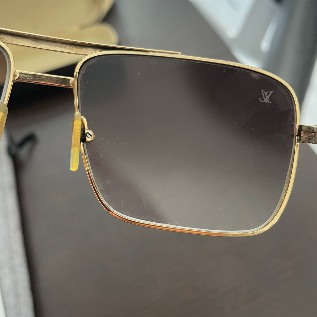 Louis Vuitton Z0259u Gold Unisex Sunglasses Pre Loved Secret