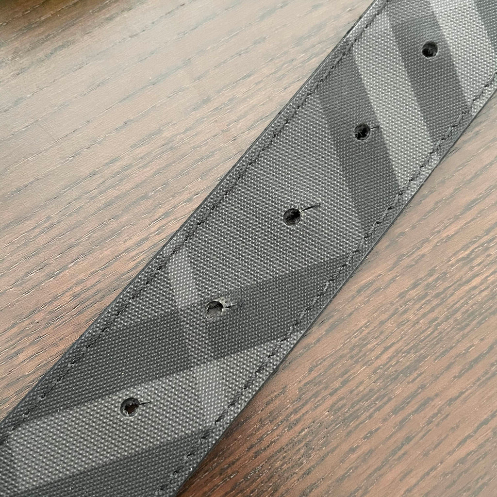 Burberry Black & Grey Checked Men's Belt | Pre Loved |