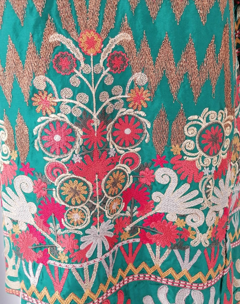 Khaadi Green Embroidered Kameez