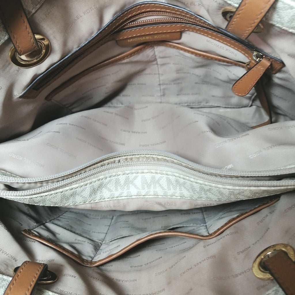 Michael Kors Vanilla Jet Set Item East West Signature Tote | Pre Loved |