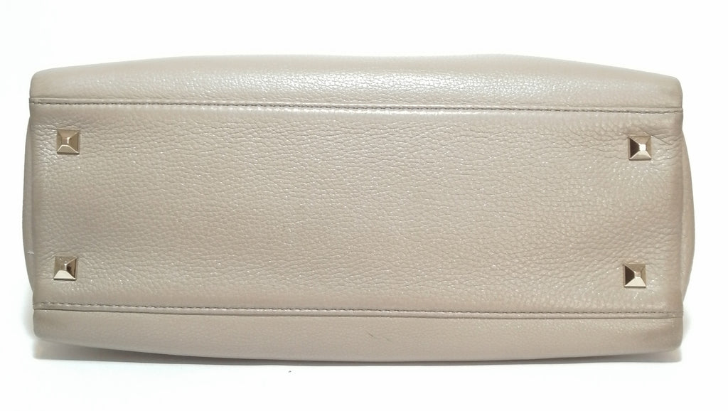 Kate Spade Greige Pebbled leather Shoulder Bag | Gently Used |