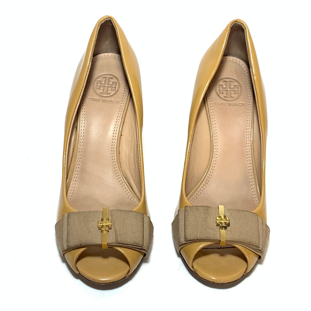 Tory Burch Patent Leather Camel 'Trudy' Peep-toe Wedges | Pre Loved |