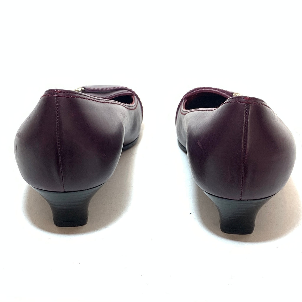 Salvatore Ferragamo Vintage Maroon Leather Pumps | Pre Loved |