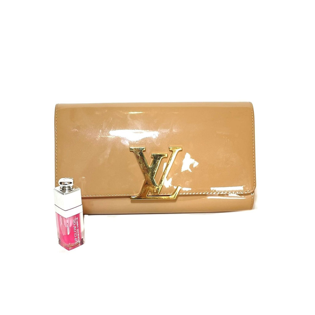 Louis Vuitton Beige Vernis Leather Louise Clutch Bag | Gently Used |