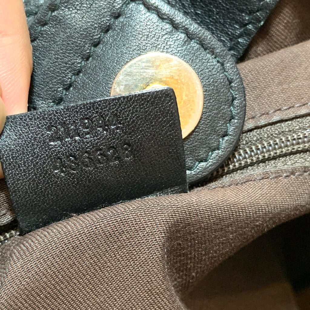Gucci Signature Logo 'Sukey' Tote | Gently Used |