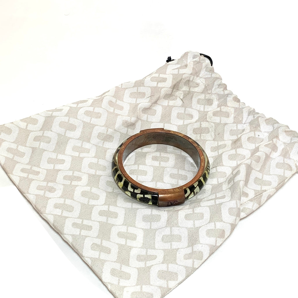 Diane Von Furstenberg Black & White Printed Bangle | Pre Loved |