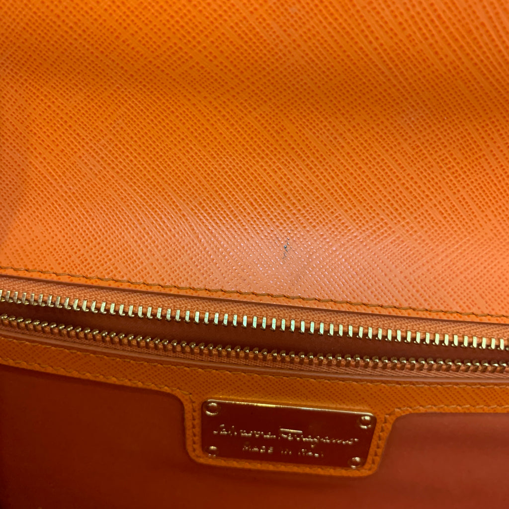 Salvatore Ferragamo Orange Vara Bow Leather Shoulder Bag | Pre Loved ...