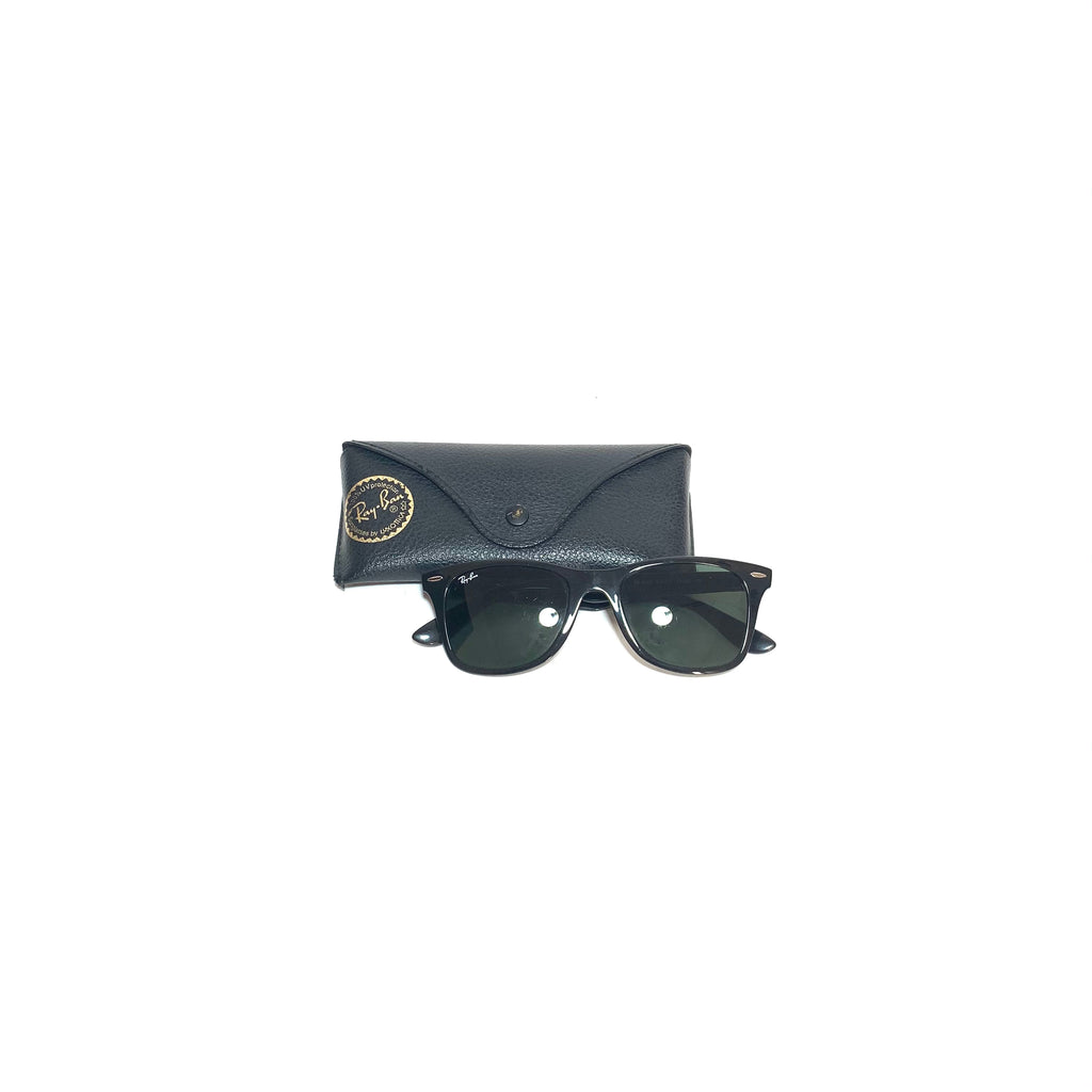 Ray-Ban Black Classic Wayfarer Sunglasses | Pre Loved |