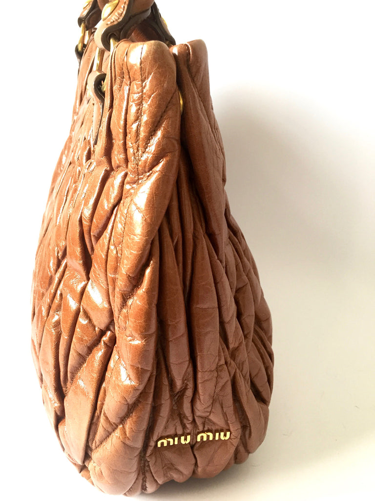 Miu Miu Matelasse Pleated Leather Shoulder Bag | Pre Loved | - Secret Stash