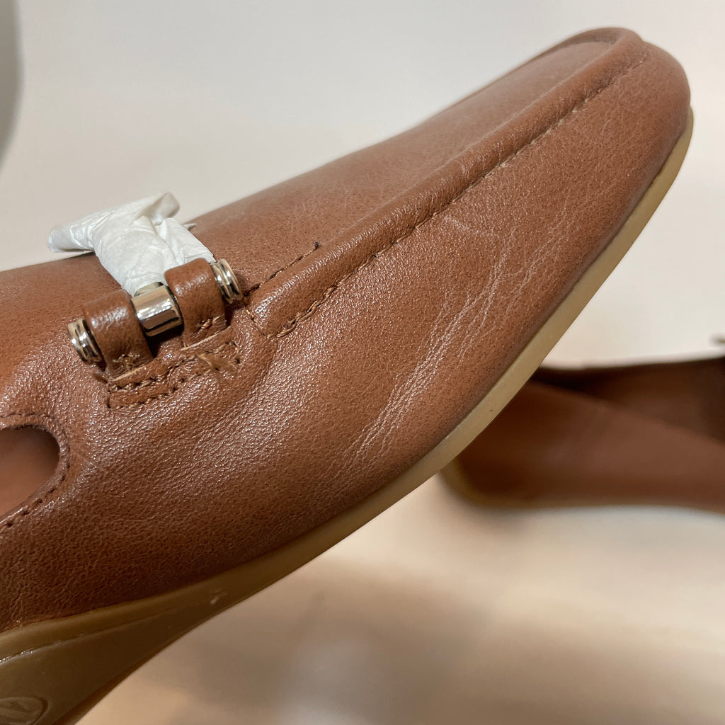 DKNY Brown Leather Loafers | Like New |