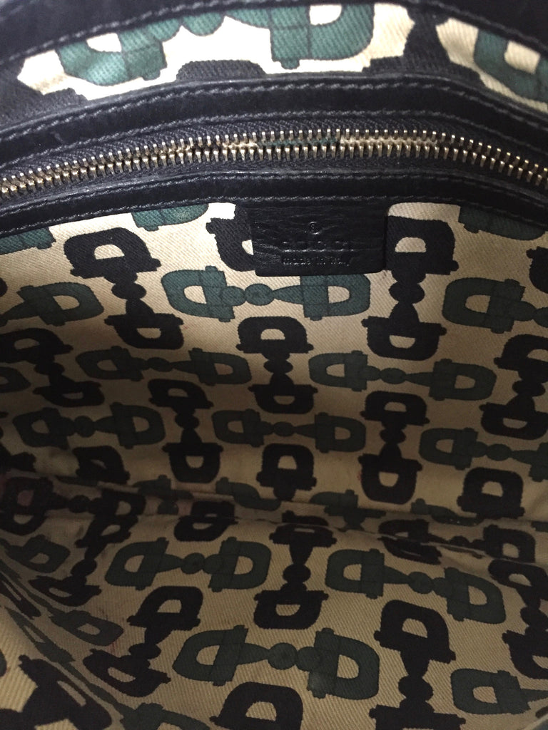 Gucci Black Leather Signature GG Shoulder Bag | Pre Loved | - Secret Stash