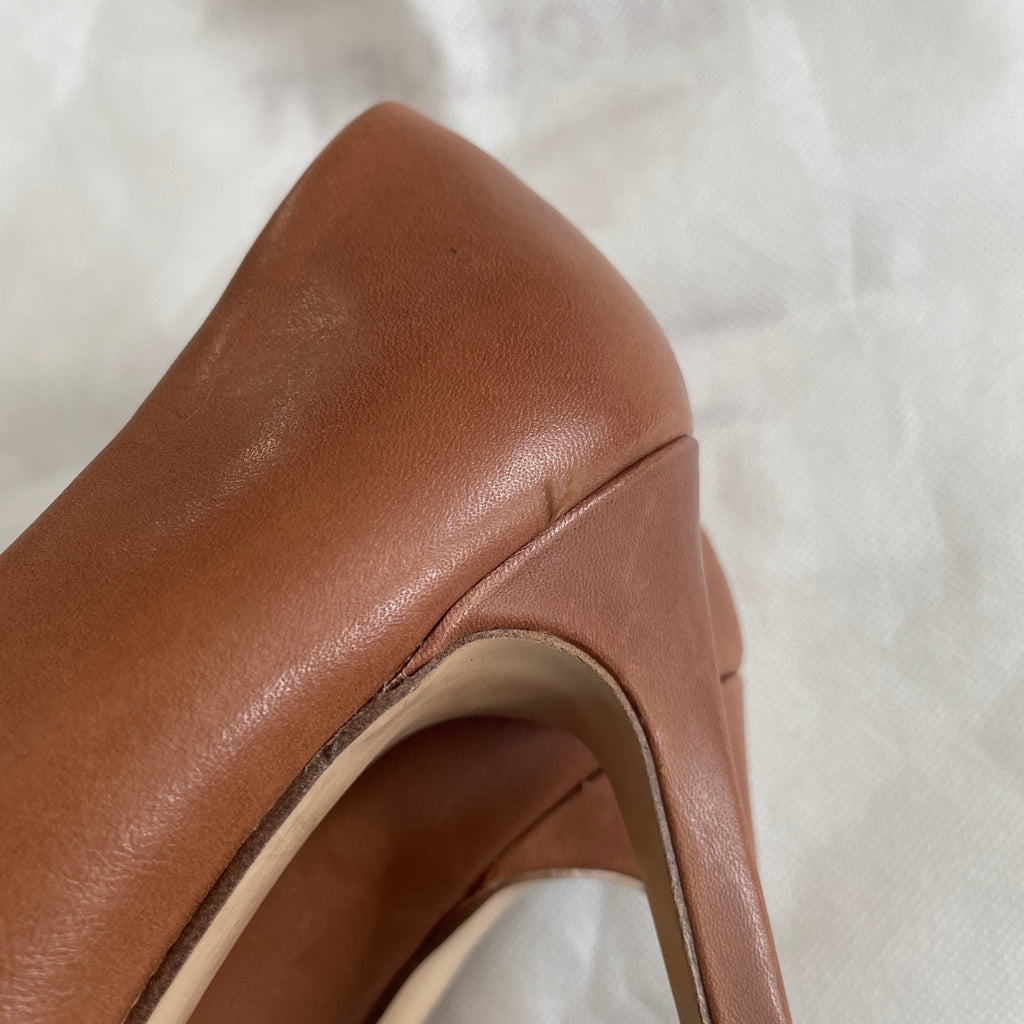 Mango Tan Pointed Pumps | Pre Loved |