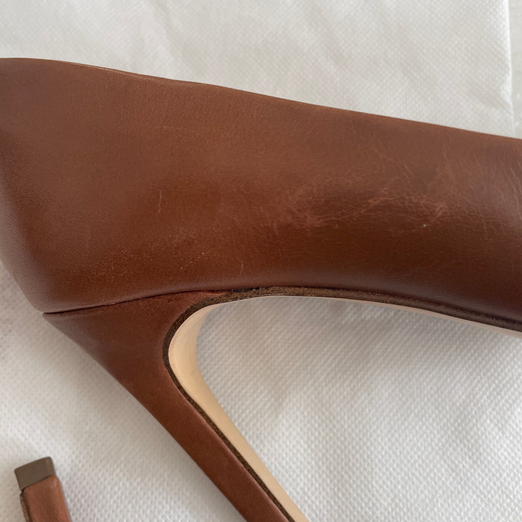 Mango Tan Pointed Pumps | Pre Loved |