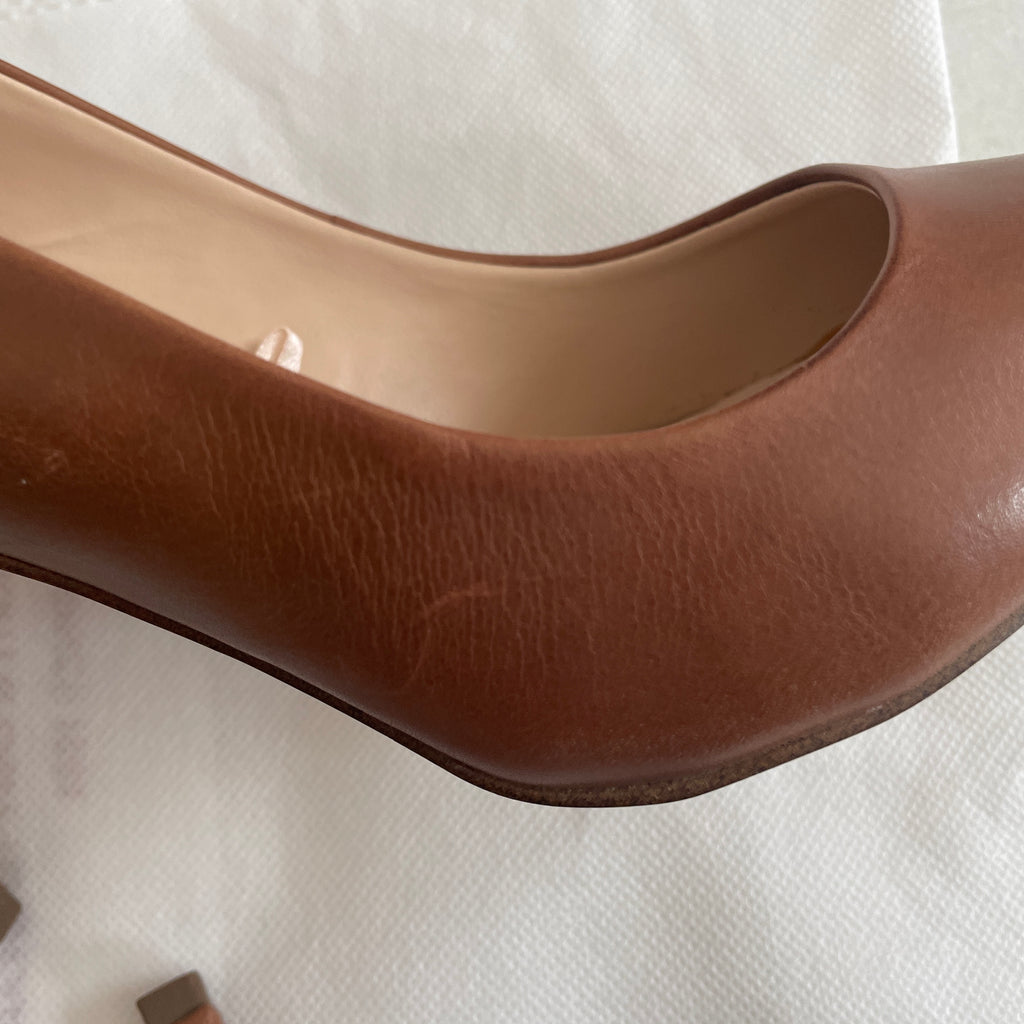 Mango Tan Pointed Pumps | Pre Loved |