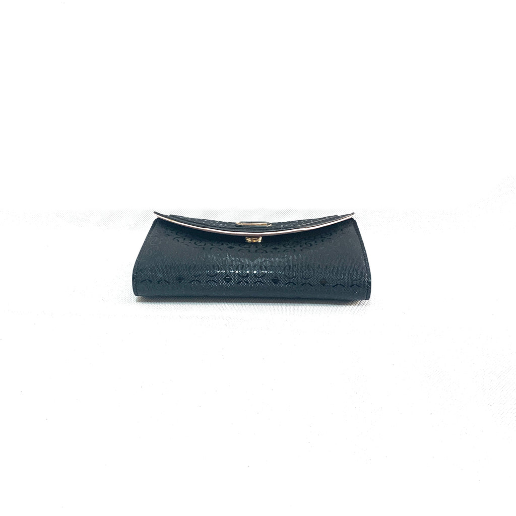 Guess Black Monogram Wallet-on-Chain | Gently Used |