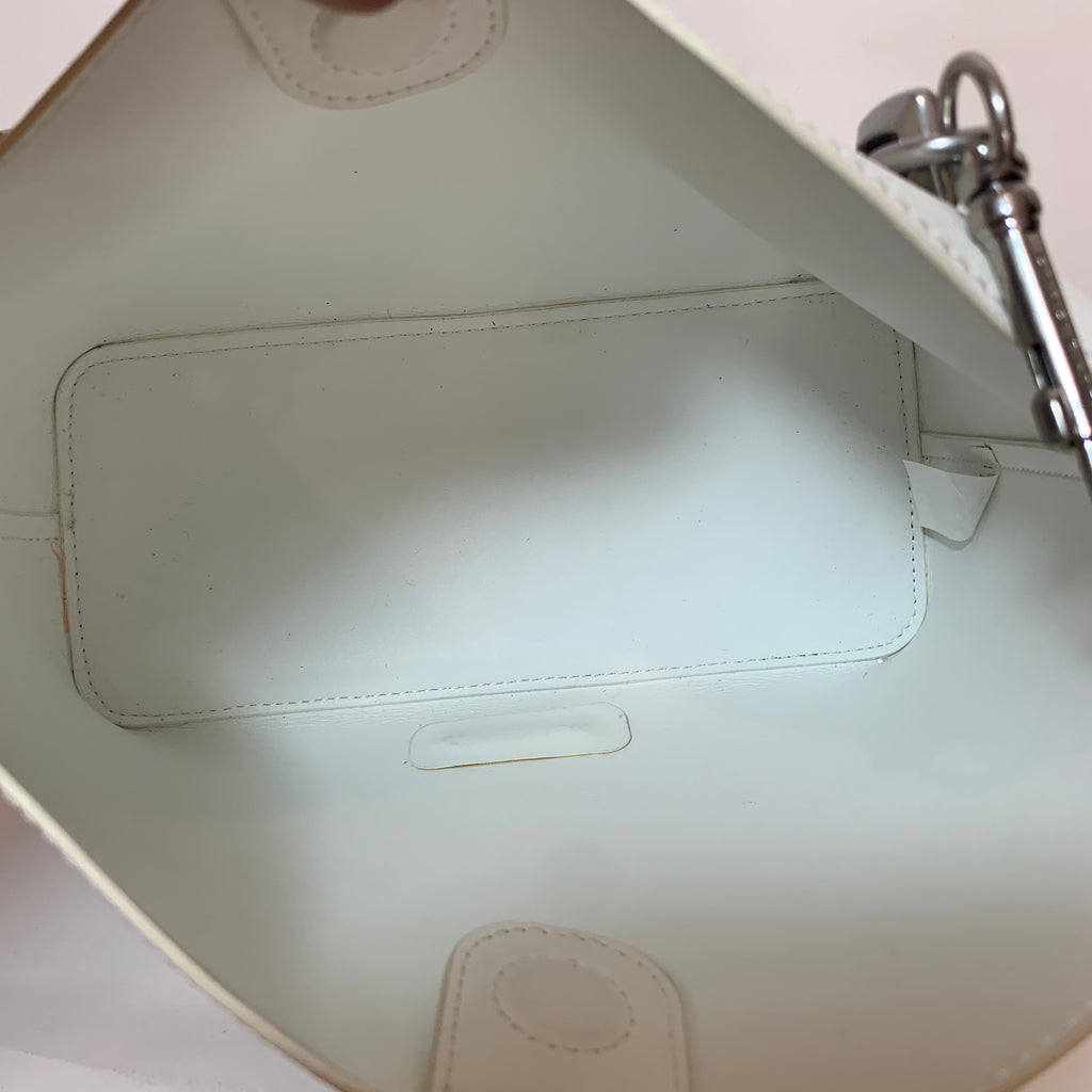 Charles & Keith White Silver Chain Shoulder Bag | Gently Used |