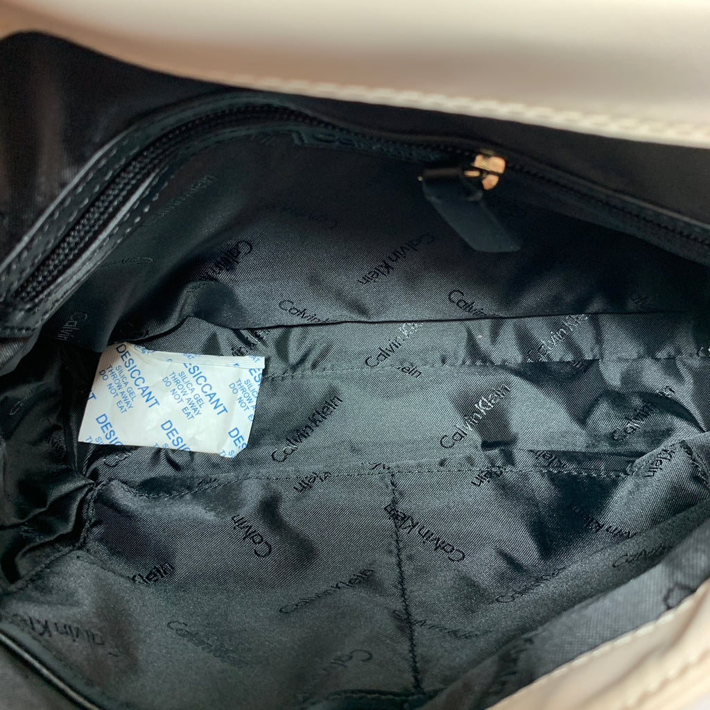 Calvin Klein White Quilted Crossbody Bag | Brand New |